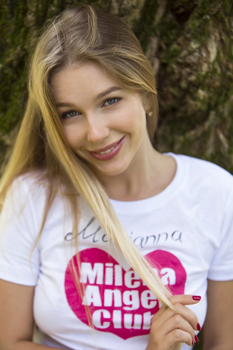 Елена, 21 год, 2 размер груди